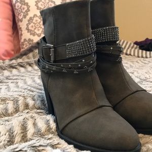 Used Union Bay Booties